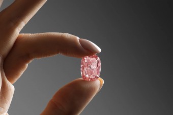 Rekord, ilyen drágán még nem vettek gyémántot