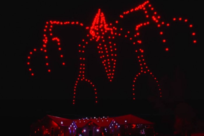 Drónok adják elő az idei legjobb házi Halloween műsort