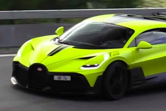 Ritka látvány: milliárdos csúszkálás 1500 lóerővel