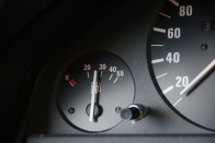 Egy soha le nem robbanó BMW E30 360 ezer km-rel 117