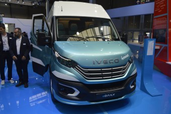 Mutatós furgont villantott az Iveco