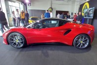 Új sportkocsi forgalmazása indult el Magyarországon 36