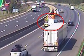 Szinte rekordidő alatt rongyoltak bele a közutasok kocsijába