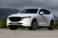 Néha azt is piszkálni kell, ami jól megy – Mazda CX-5 2022 2