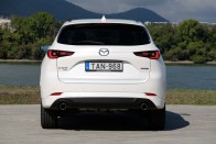 Néha azt is piszkálni kell, ami jól megy – Mazda CX-5 2022 46