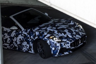 Már nem kell sokat várni az első elektromos kabrióra