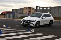 A kategória legkomolyabb technikájával – Mercedes-Benz GLC 29