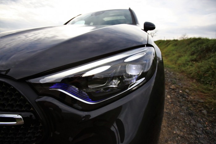 A kategória legkomolyabb technikájával – Mercedes-Benz GLC 12