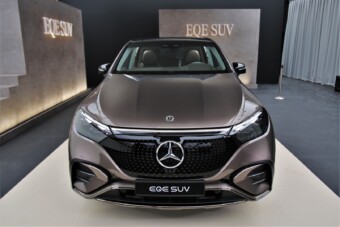 Digitális kütyühalmaz – beültünk a legújabb villany-Mercibe!