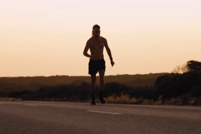 Annyit futott, hogy egy autóból négyszer fogyott volna ki az üzemanyag