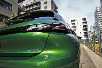 Összehangolt támadás indult a plug-in hibridek ellen, ezek is ellenségek lettek