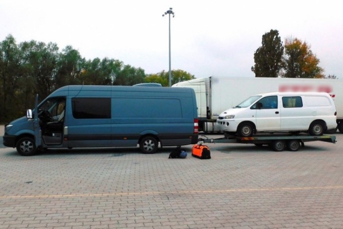 Nem tetszett a rendőröknek ez a trélerezés, repült a félmilliós csekk 1 | Vezess Nem tetszett a rendőröknek ez a trélerezés, repült a félmilliós csekk 1