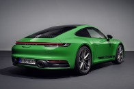 Könnyített sportkiadást kap a Porsche 911 2