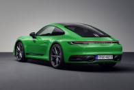 Könnyített sportkiadást kap a Porsche 911 54