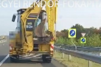 Nem talált oda az építkezésre, felhajtott a markolóval az M6-osra