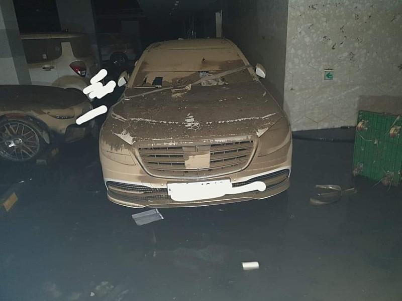 A deplorable sight in an underground garage, hundreds of millions worth of damage after the flood on the 11th