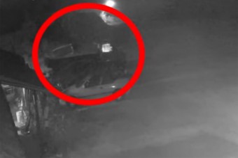 Felgyújtotta haragosa gépkocsiját