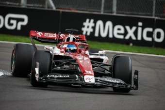 F1: Feltámadt az Alfa Romeo, a Ferrarit is megverte