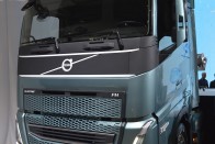 Vadonatúj e-tengelyt mutatott be a Volvo Trucks 17