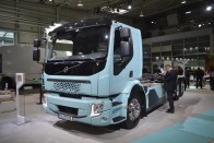 Vadonatúj e-tengelyt mutatott be a Volvo Trucks 2