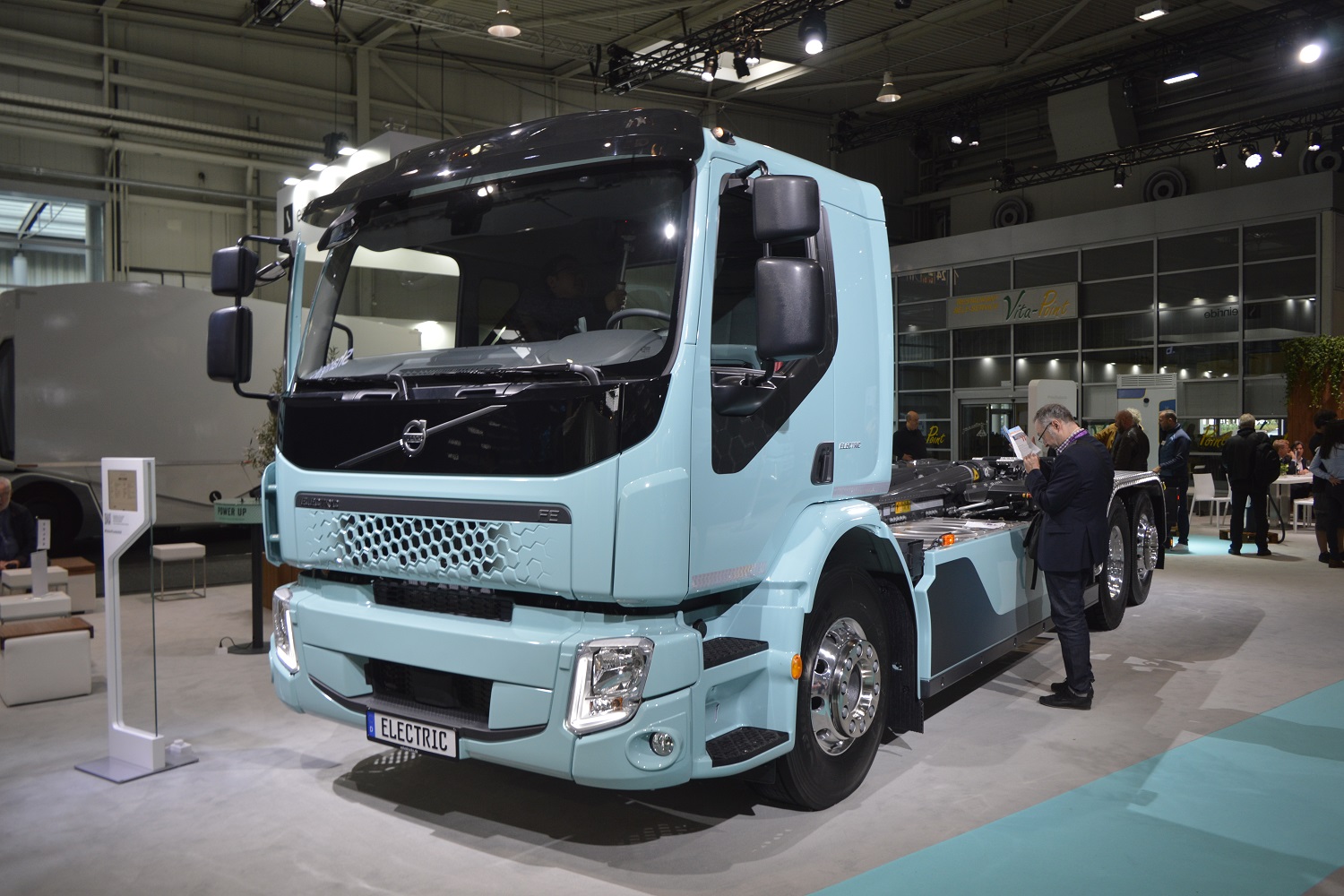 Vadonatúj e-tengelyt mutatott be a Volvo Trucks 1