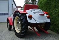 Ilyen nincs, de mégis van: Bogárból készült traktor 15