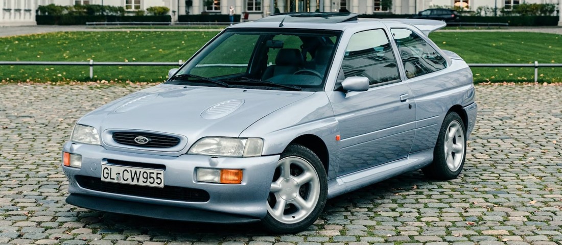 80 éves tulajdonosa megválik az utolsó sportos Ford Escorttól