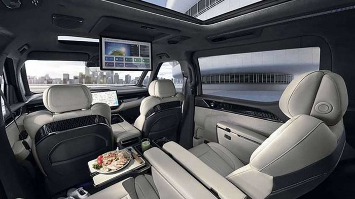 Ez a rémarcú kínai kisbusz ad magyarázatot napjaink BMW-stílusára 6