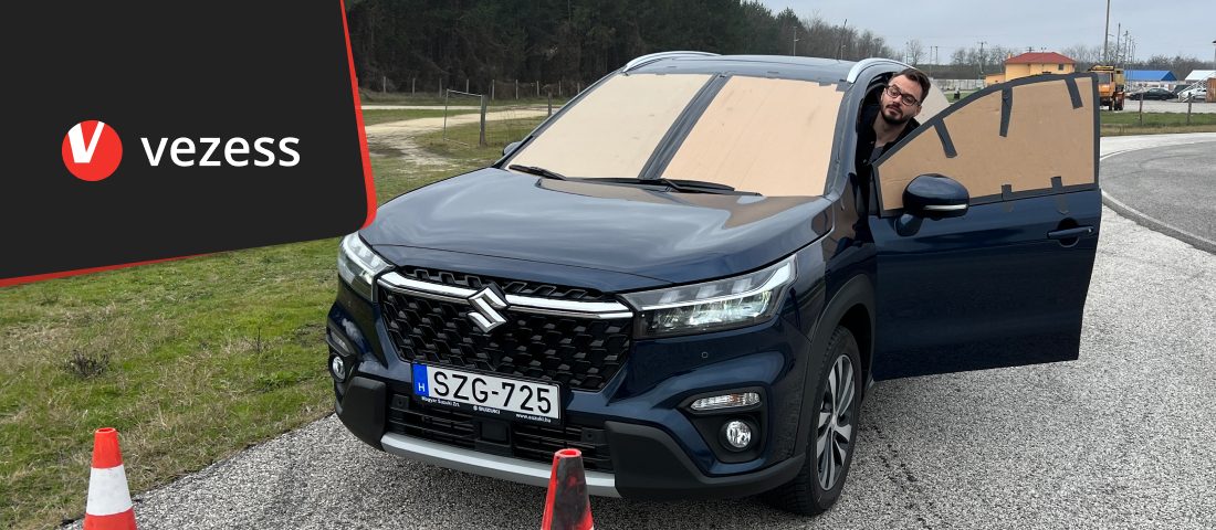 Ablakok nélküli Suzukival egy versenypályán? Megcsináltuk!