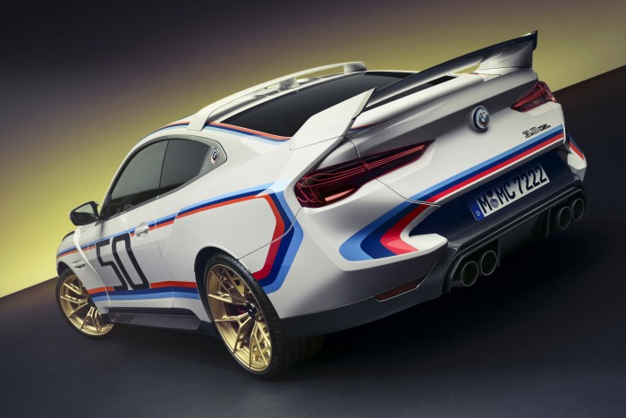 Visszatér gyökereihez a BMW M 7