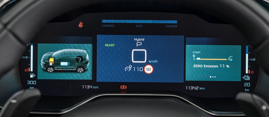 Minden irányban fejlődnek a nagy Citroën hibridek
