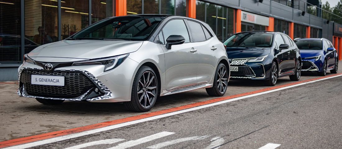 Váratlan modellben érkezett meg a Toyota legmodernebb hibridrendszere