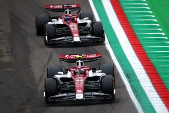 F1: Hivatalos, újabb csapatfőnök távozik