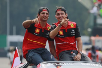 F1: Váratlan bejelentést tett az új Ferrari-főnök