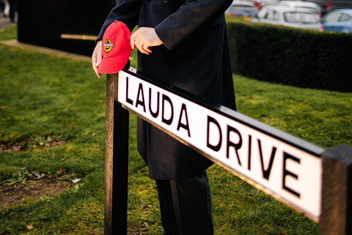 F1: Laudáról nevezett el egy utcát a Mercedes
