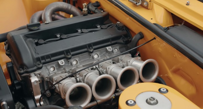 Az angolok csinálták meg a legtökösebb Zsigulit 235 lóerővel 3