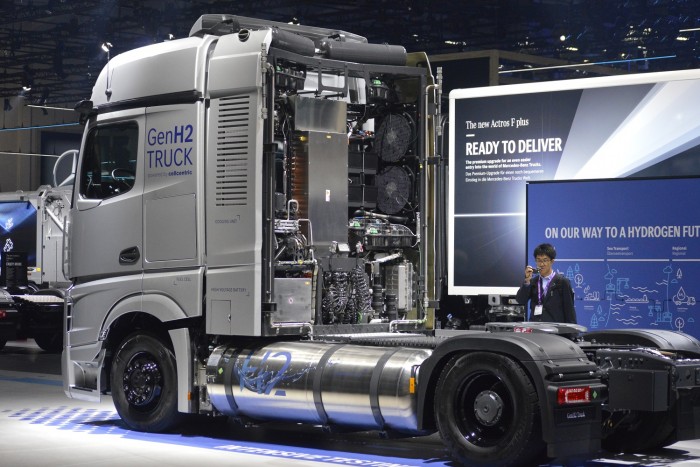 Folyékony hidrogénnel hajtanák a jövő nyergeseit 2