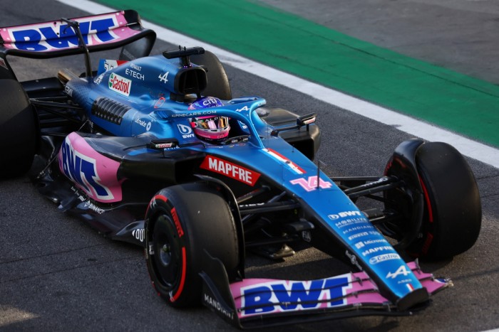 F1: Alonsóban felment a pumpa a csapattársa miatt