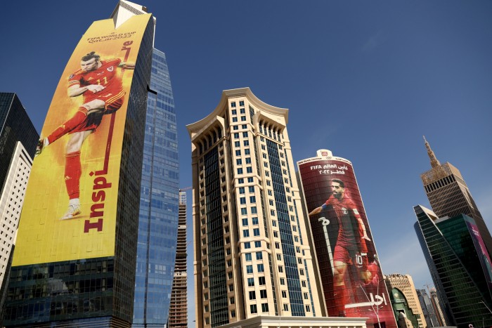 Őrjítő rongyrázást hozott a katari foci-vb