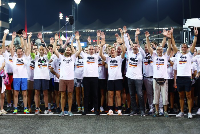 Itt a vége, Vettel búcsúzik a Forma-1-től 6