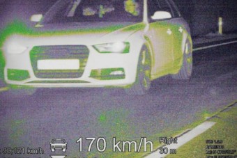 170-nel nyomta friss jogosítvánnyal a 80 km/órás szakaszon, most lehet újra vizsgázni