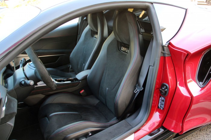 Elfogyott Magyarországon a 400 lóerős sportautó 7 | Vezess Elfogyott Magyarországon a 400 lóerős sportautó 7