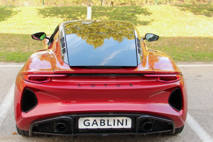 Elfogyott Magyarországon a 400 lóerős sportautó 11 | Vezess Elfogyott Magyarországon a 400 lóerős sportautó 11