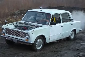 Régi szovjet érmékkel is elpöfög ez a Lada?