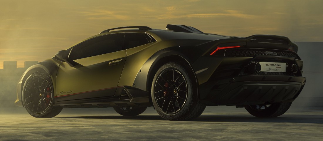 Érkezik a Lamborghini terep-szupersportkocsija