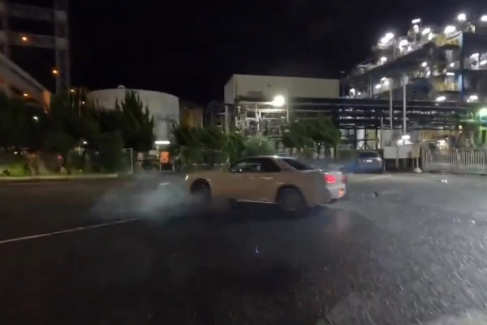 Szerződésszegés miatt járhat pórul Hamilton 1