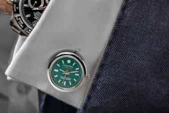 Hasznos és menő funkciót kaptak ezek a mandzsettagombok