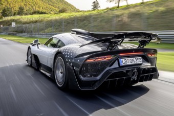 Embertelenül gyors a Mercedes-AMG hipersportkocsija