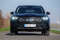 Több luxus, kevesebb gomb a legfontosabb Mercedesben – Mercedes-Benz GLC 2022 3