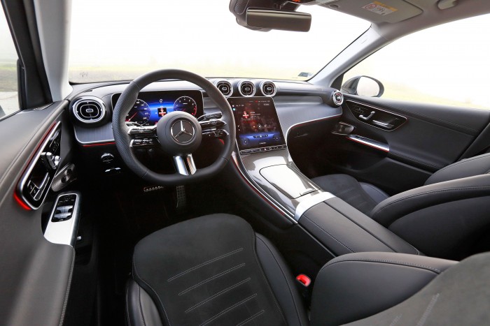 Több luxus, kevesebb gomb a legfontosabb Mercedesben – Mercedes-Benz GLC 2022 95 Több luxus, kevesebb gomb a legfontosabb Mercedesben – Mercedes-Benz GLC 2022 95
